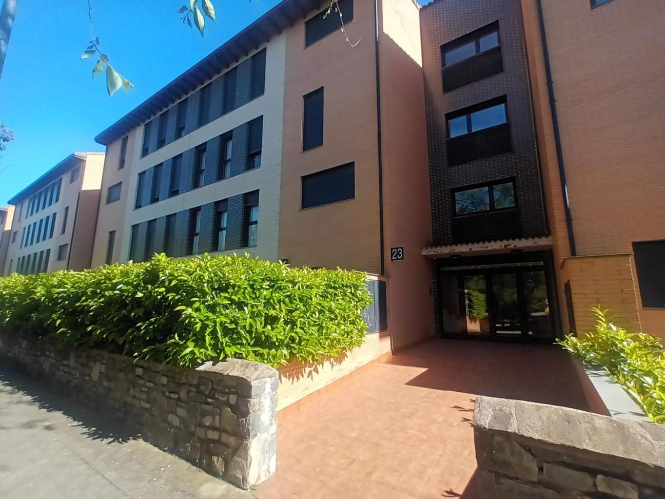 Camino Santiago Etxea Apartment Хака Екстериор снимка