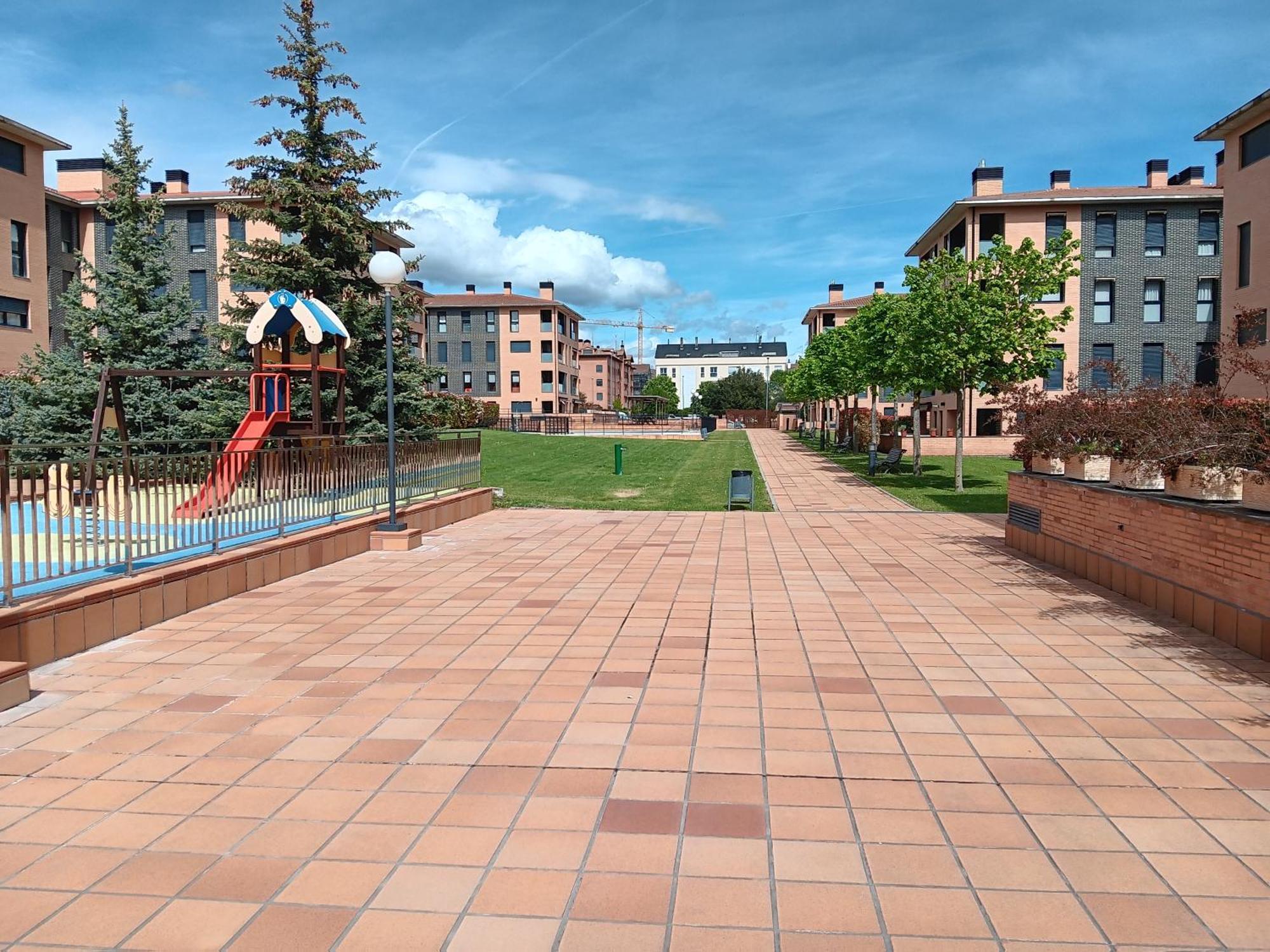 Camino Santiago Etxea Apartment Хака Екстериор снимка