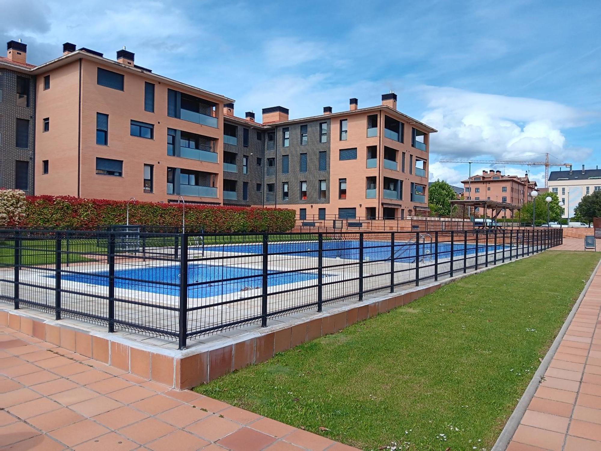 Camino Santiago Etxea Apartment Хака Екстериор снимка